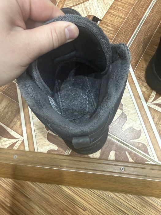 Кроссовки адидас демисезонки