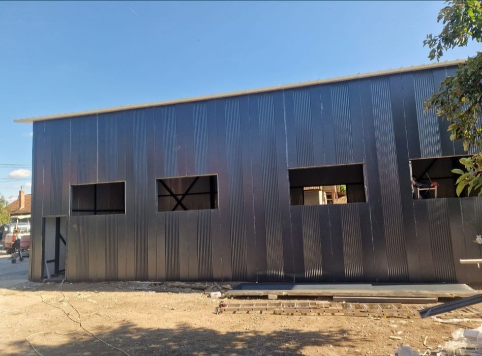 Vand si confectionez hale metalice