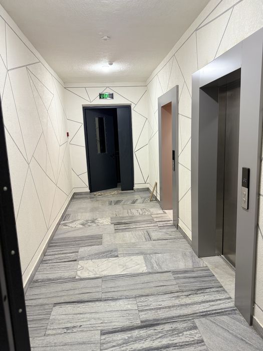 Sergeli ayraportda 3 xonalik uy novostroyka