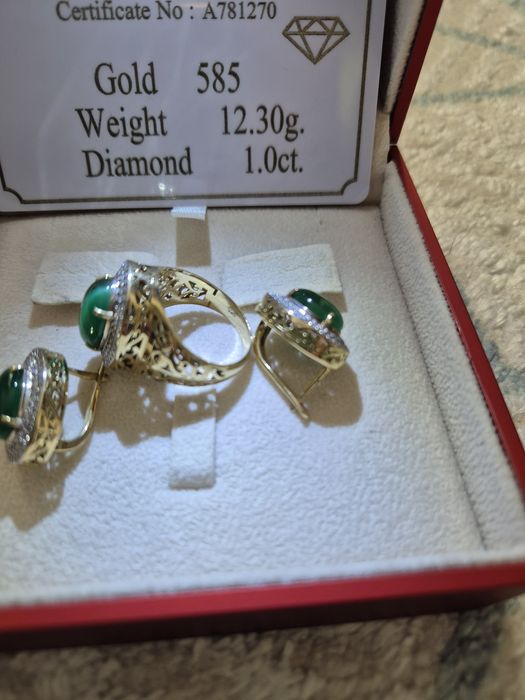 Продам бриллиантовый комплект