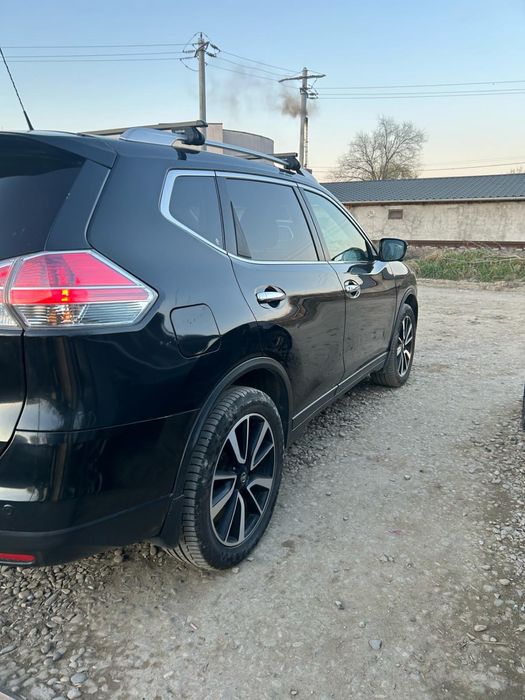 Aripă stânga spate Nissan X Trail T32 2015