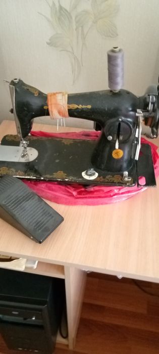 Швейная машина с мотором