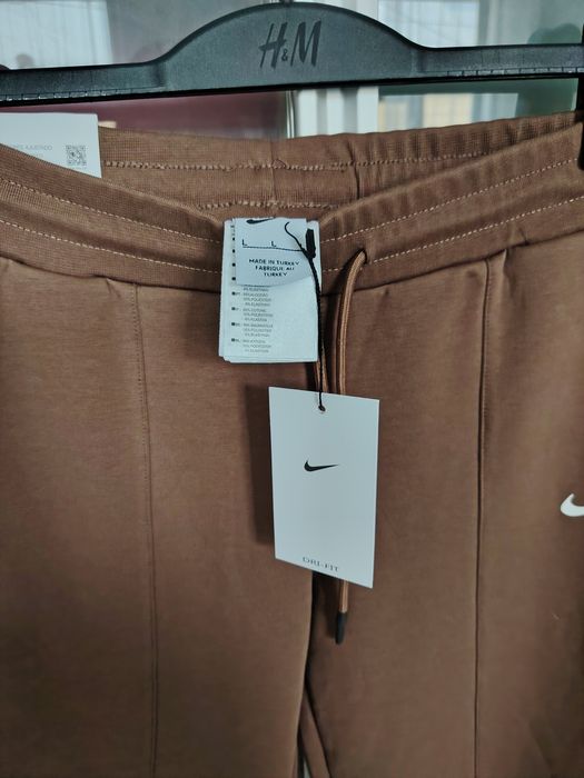 Pantalon trening  nou Nike L