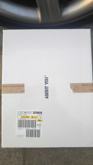 Продавам - НОВИ официални дамски обувки, номер 39