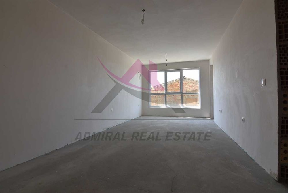 Продава се Двустаен апартамент в Варна, Изгрев - 63 кв.м за 2096 €/кв.м - Снимка #1