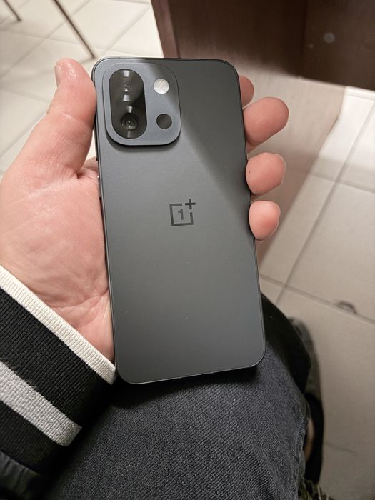 Oneplus 13s , 12/512 gb