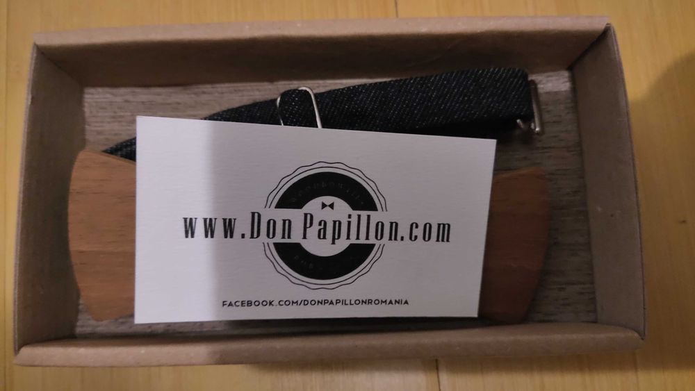 Papion din lemn de tec Don Papillon nou ieftin