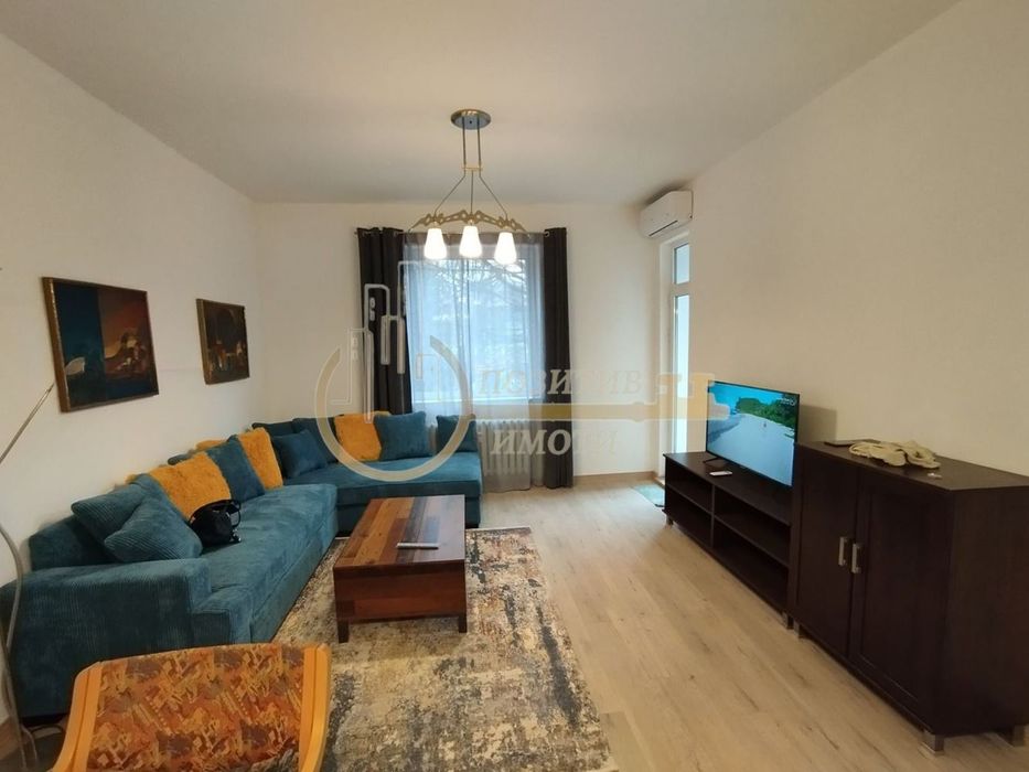 Дава се под наем Двустаен апартамент в София, Център - 66 кв.м за 770 € - Снимка #2