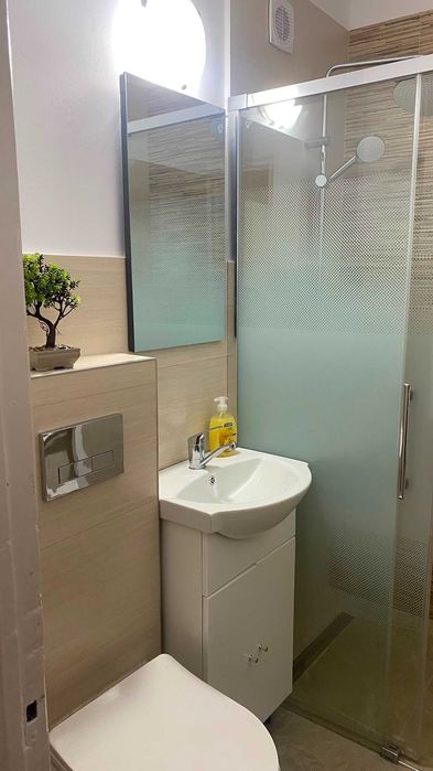 Inchiriez apartament 3 camere complet mobilat si utilat,recent renovat-Zona Mihai Viteazu Sibiu