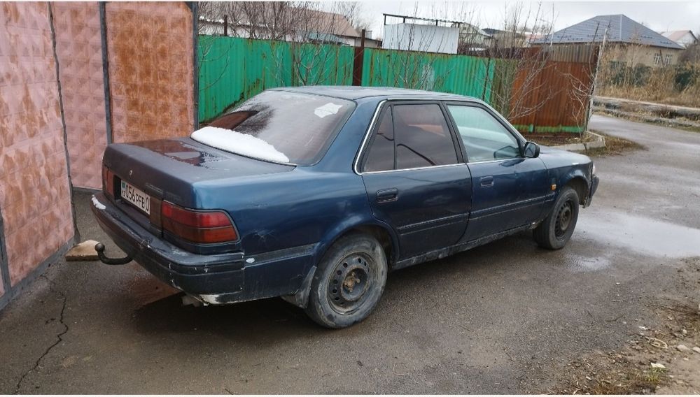 Тайота Карина 2 развор