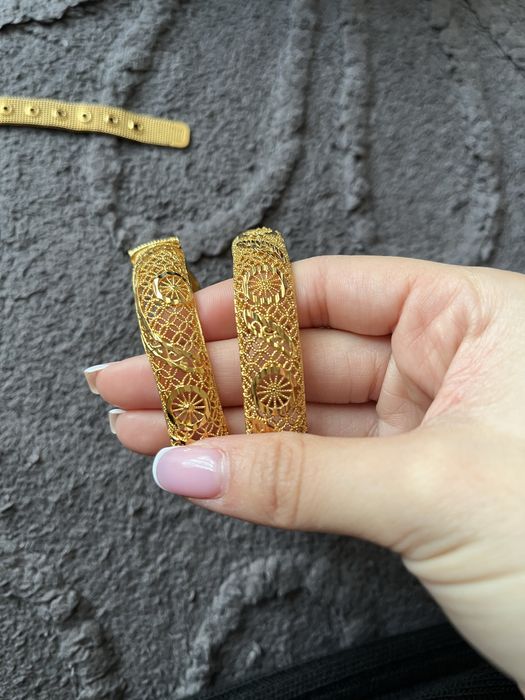 Позлатени Гривни