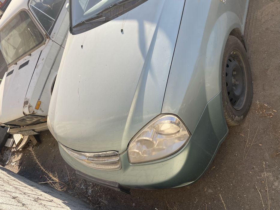 Lacetti 1.8, корейская сборка (жигули рядом отдам бонусом)