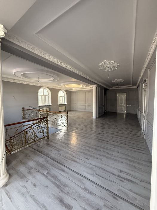 Продается 3 этажный дом, Амир Темур махалля (собственник)