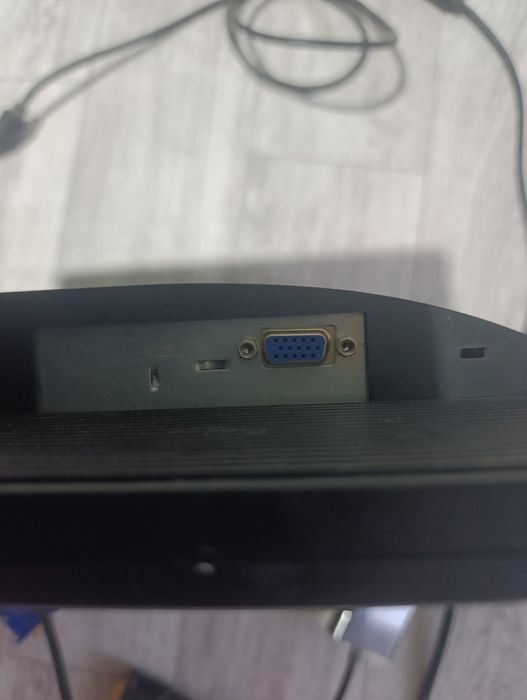 Продам монитор Acer 24" (60 Гц) в отличном рабочем состоянии.
