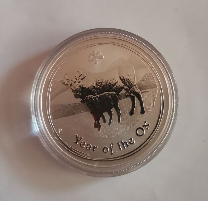 Австралийски сребърни лунари. Година на Бика 2009 г. и на Змията 2013