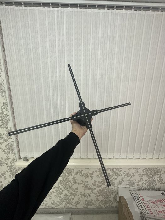 Голограмма вентилятор 70см