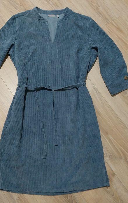 Рокля от рипсено кадифе