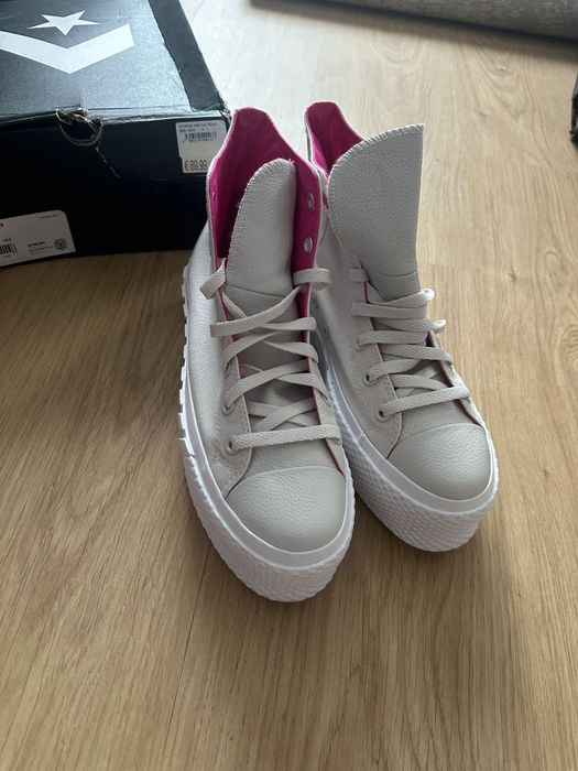 Adidași Converse