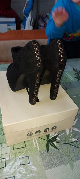 Ботинки! В хорошем состоянии!