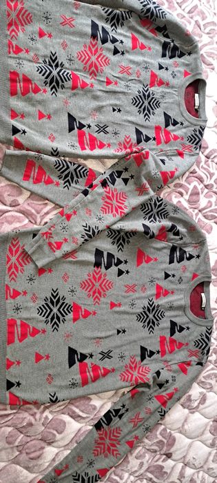 Продам свитер  парный