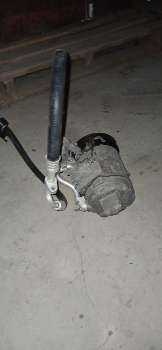 Продам компрессор кондиционера