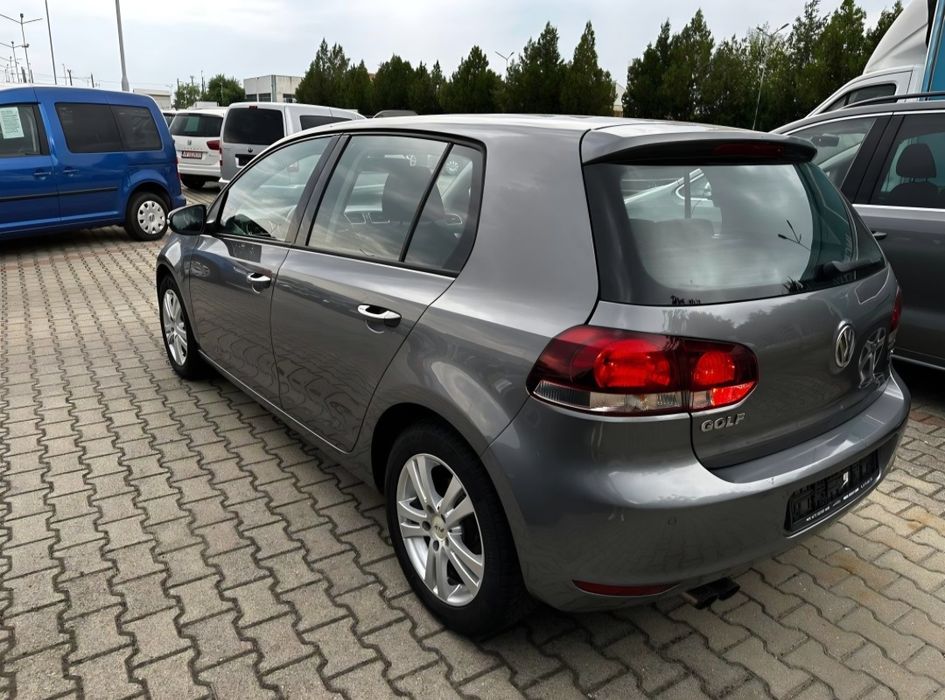 Volkswagen Golf 6 - 1.4 TSI 160CP - Alcantara * Senzori * Pilot Aut.
