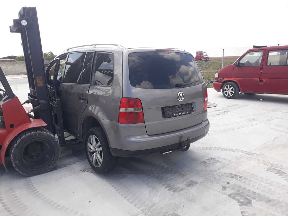 VW Volkswagen Touran / Фолксваген Туран 1.9 105 к.с. САМО НА ЧАСТИ