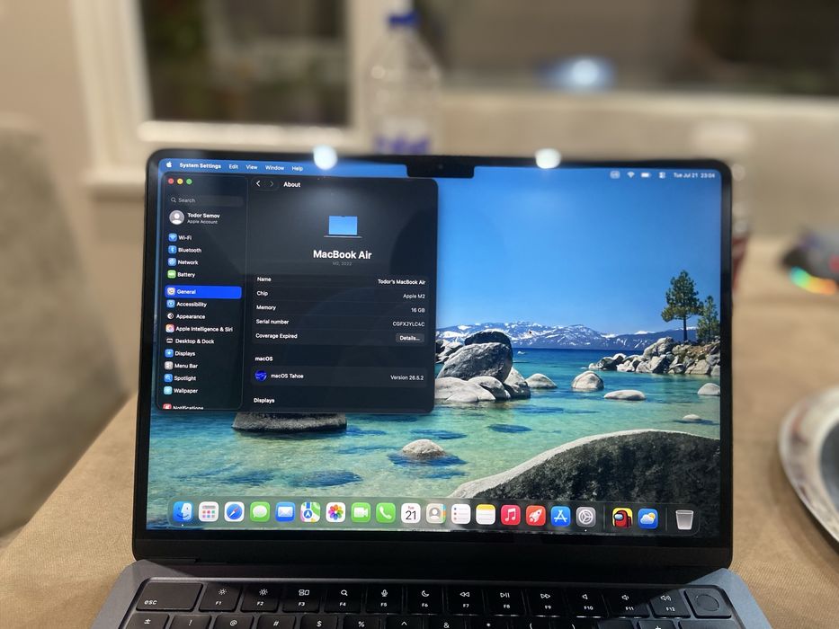 MacBook Air M2-16GB, 256GB SSD