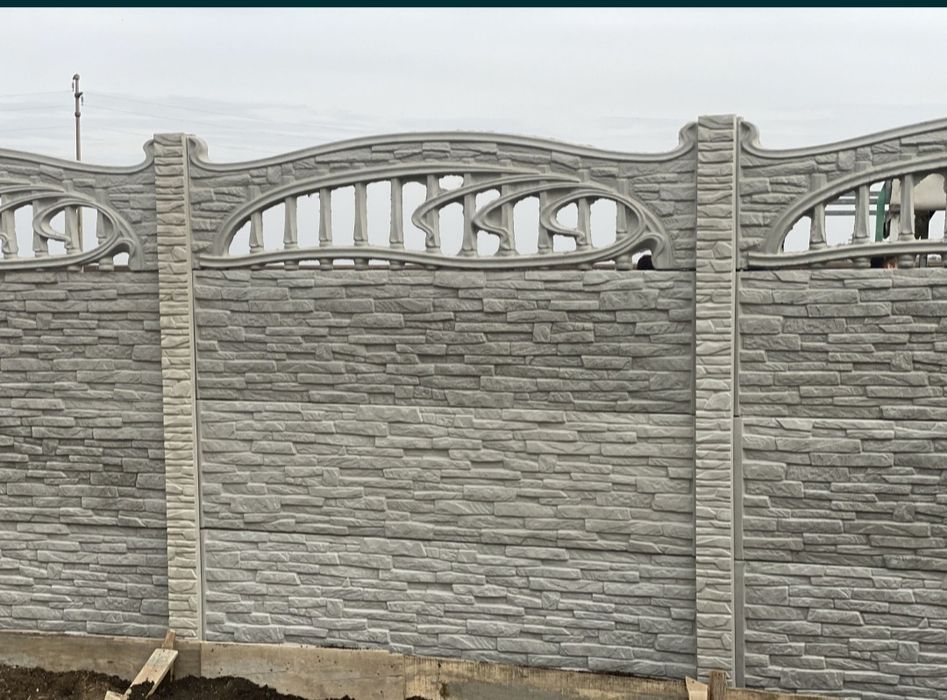 Gard din placi beton