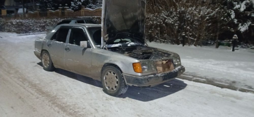 Продам мерседес Е230