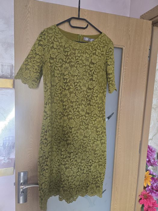Vand rochie si pantofi