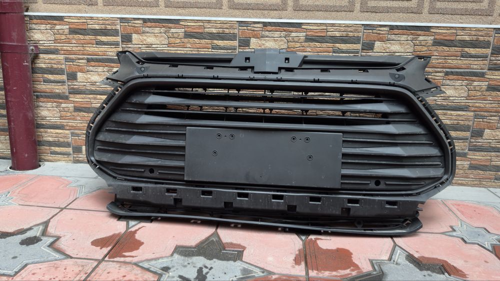 Облицовка на Tracker 2