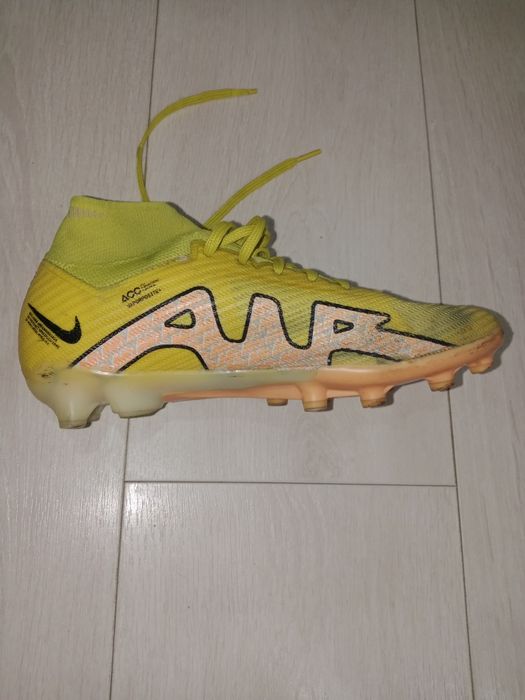 Продам бутсы NIKE airzoom