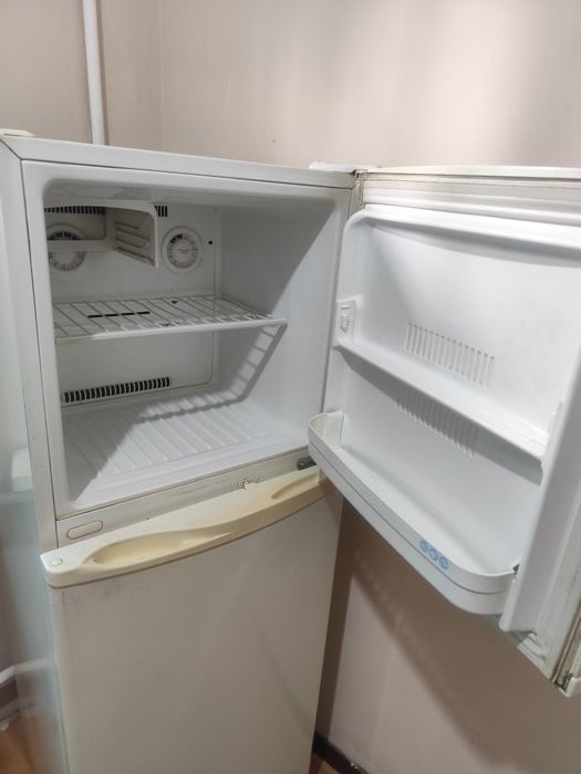 Продам холодильник неработающий
