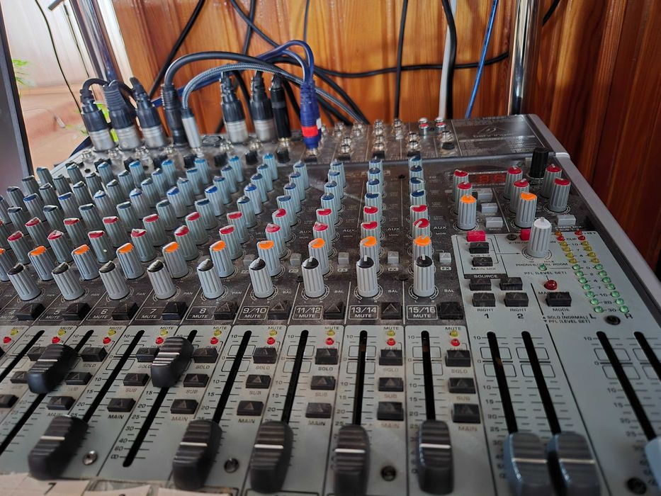 Mixer audio Behringer XENYX X 2222 USB