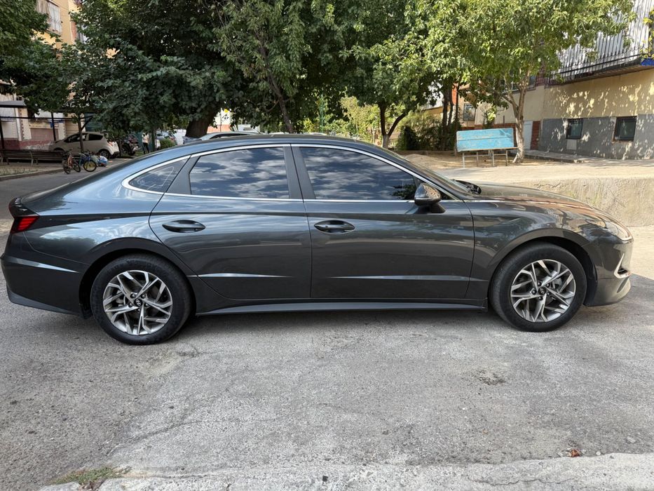 Hyundai Sonata 2.0