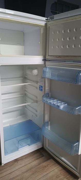 Продам холодильник б/у