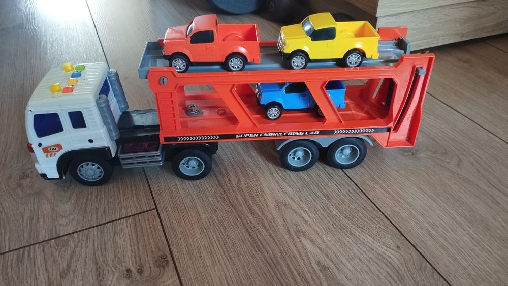 Продам машинки детские