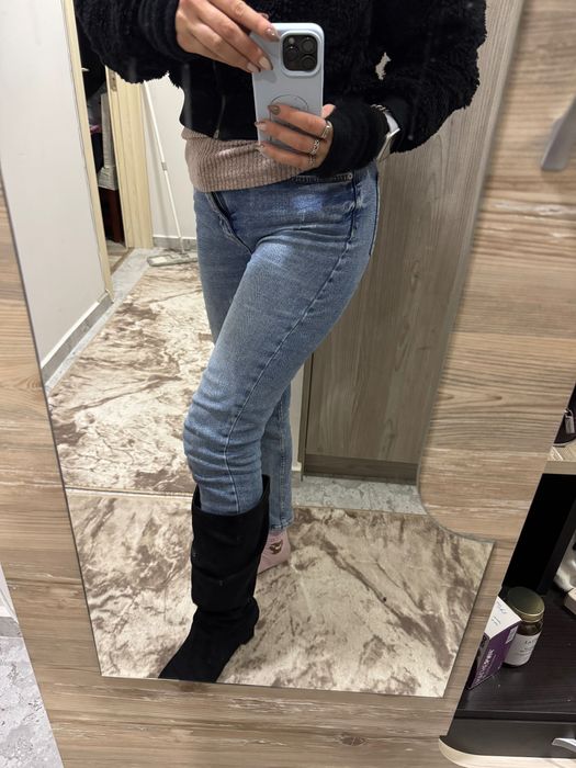 Продавам високи ботуши