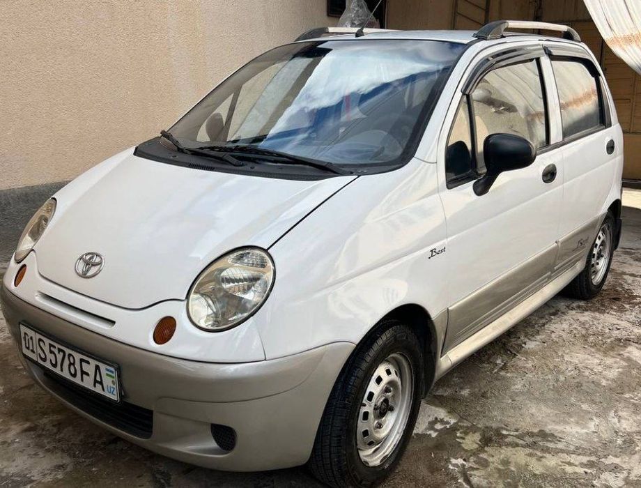 Matiz 2004 yil 2000$ ga bervoraman.