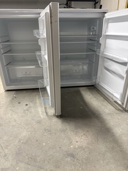 Хладилник Iventum