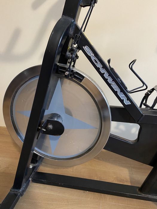 Bicicleta spinning profesională SCHWINN iC Pro