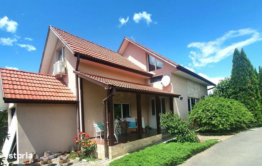 Casa individuala de vanzare, Salicea, zona Centru Varstnici Posaida