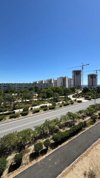 Продам 1 ком кв в 5 мкр