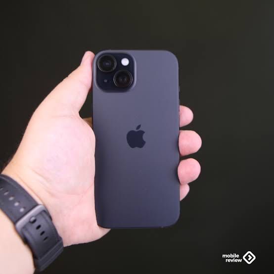 Iphone 15 plus soatiladi 128GB sim-esim