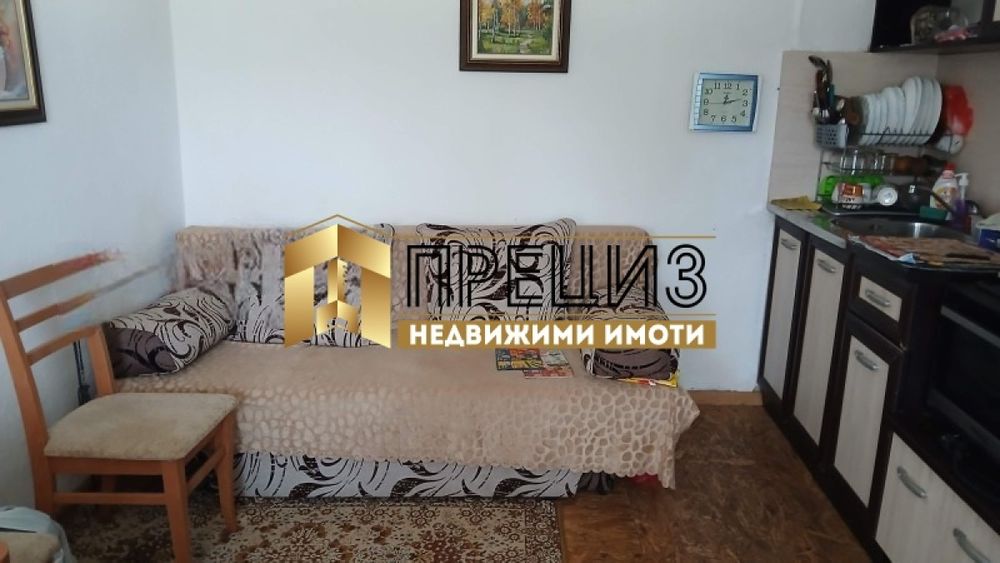 Продажба на Къща в гр. Нови пазар