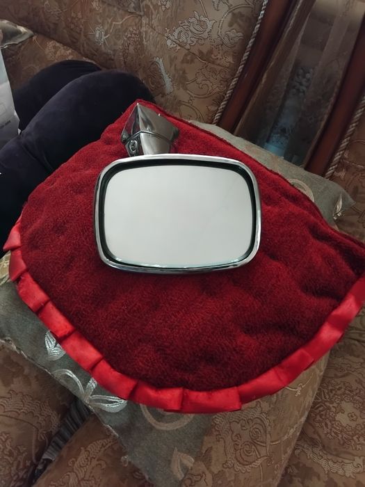 Продаю боковое зеркало от Волги