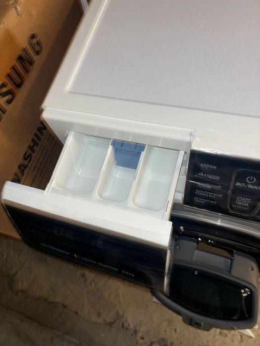 Samsung 7 Kg новый 2 шт