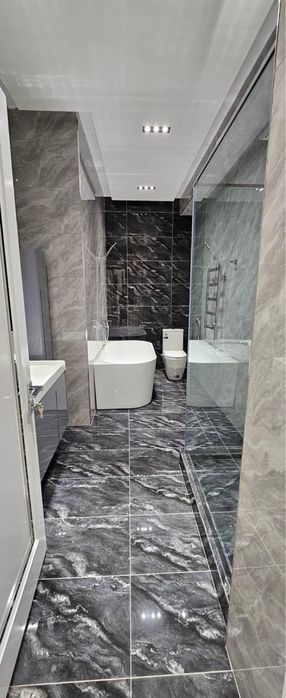 Новый коттедж 3.1 сотки 3 уровня 6 комнат дизайнерский ремонт