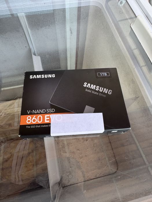 Ssd Samsung 860 evo 1Tb 2.5” nou